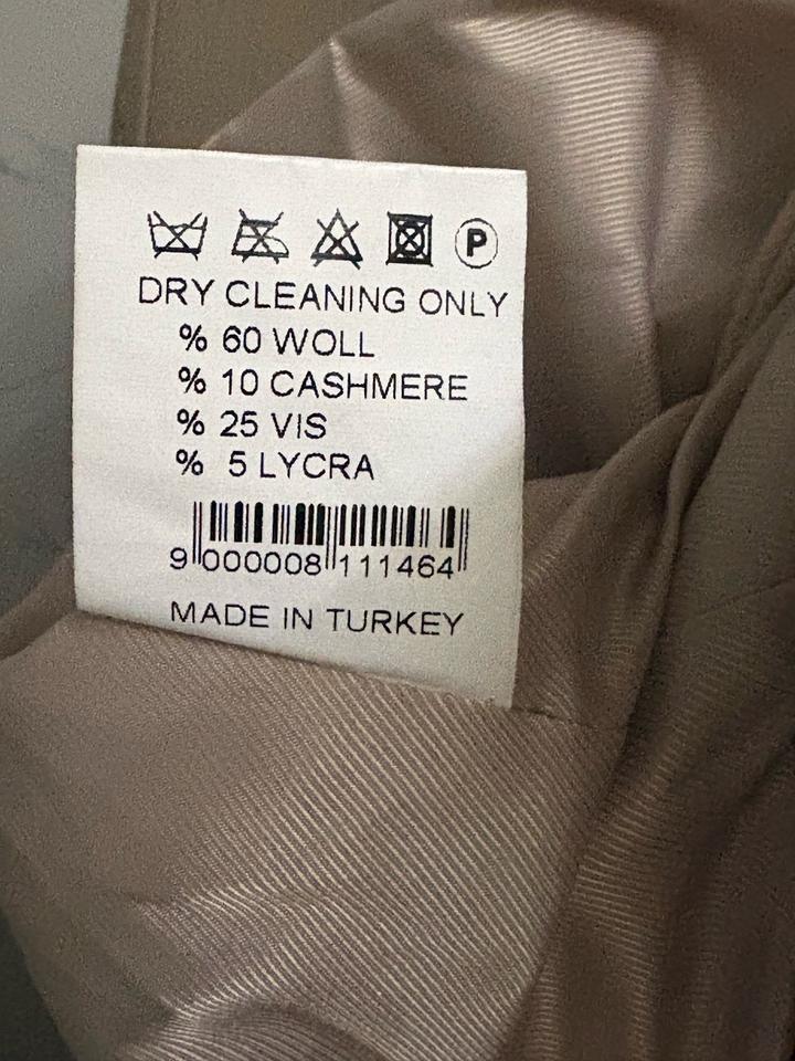 Пальто Mellisima бежевый