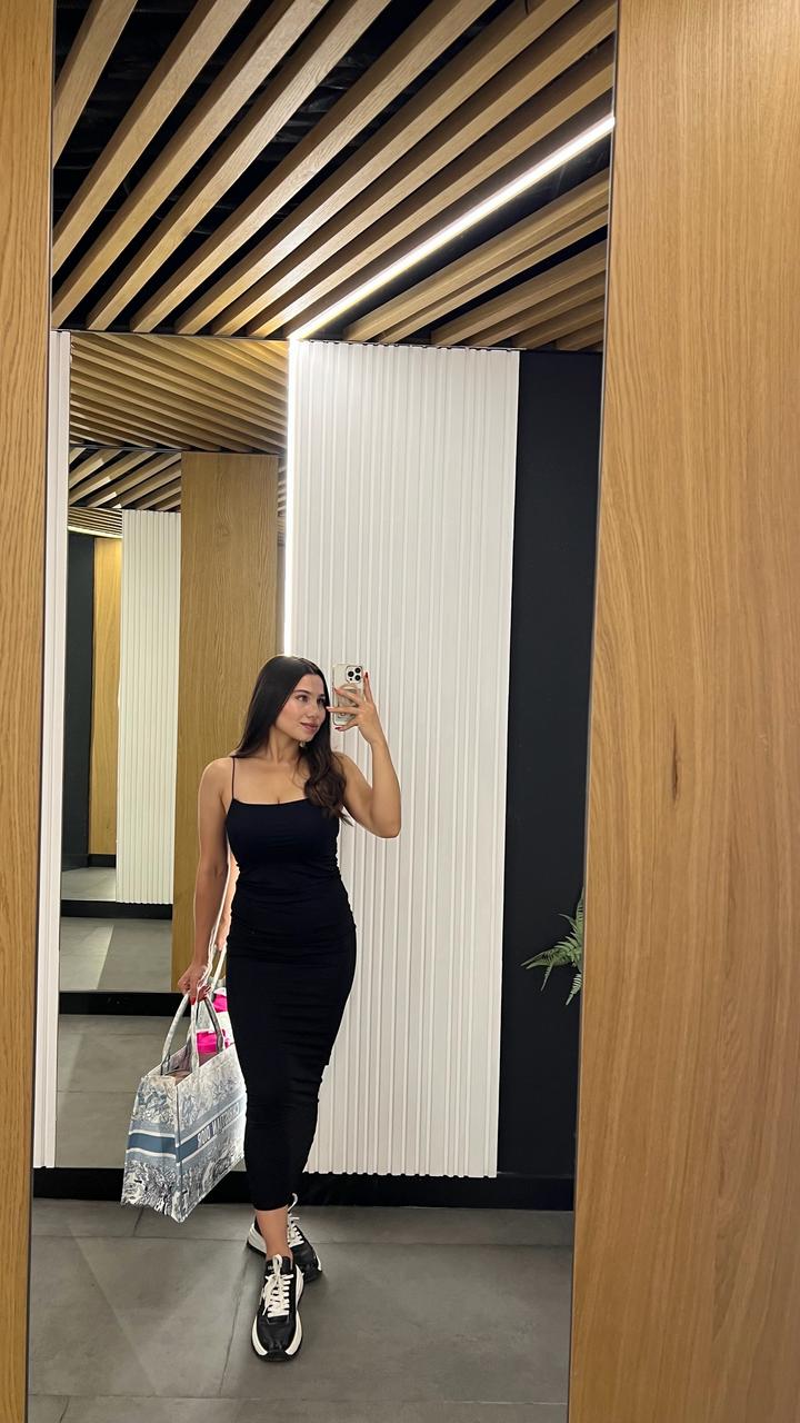 Платье под skims от Zara, размер XS в черном цвете, облегает