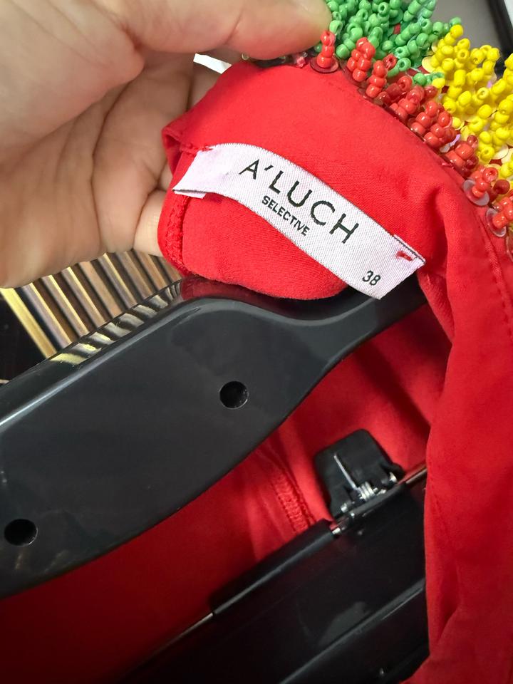 Платье красивое от Aluch