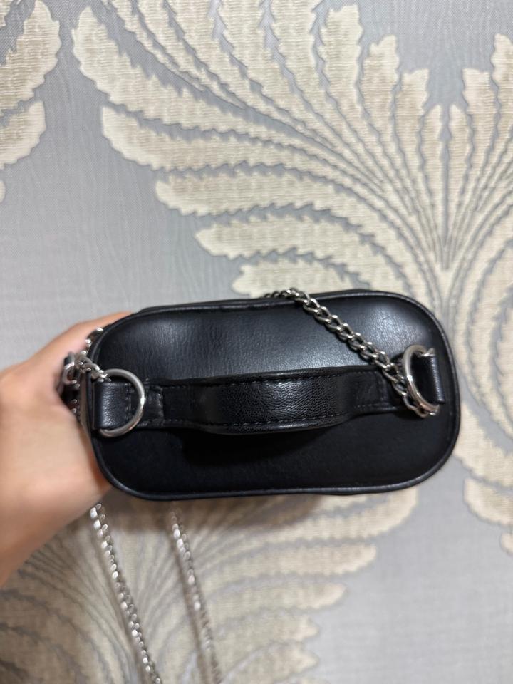 Сумка Guess