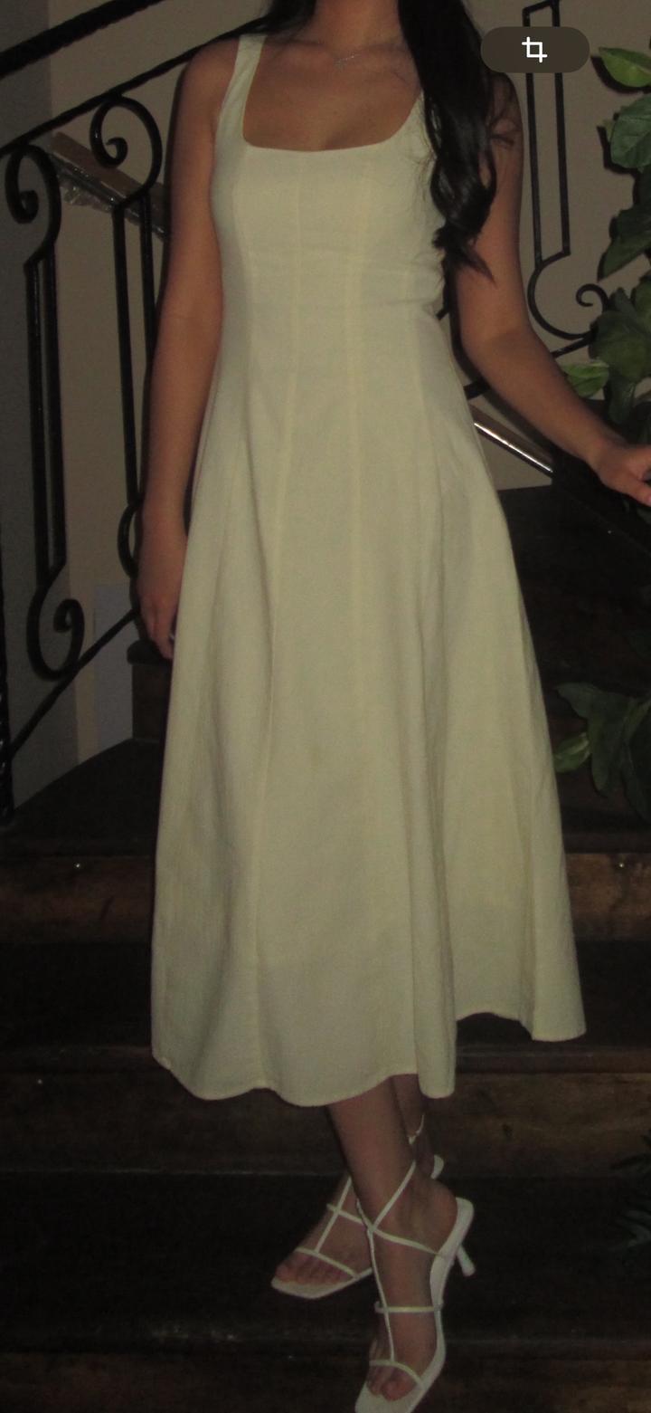 Платье желтое o’stin