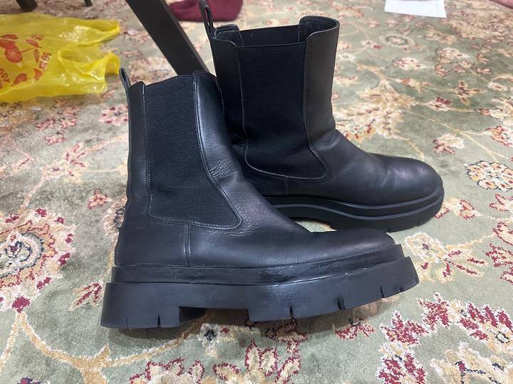 Кожанные сапоги Зара