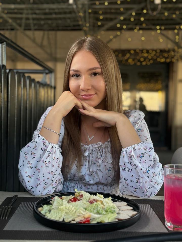 Белое летнее платье