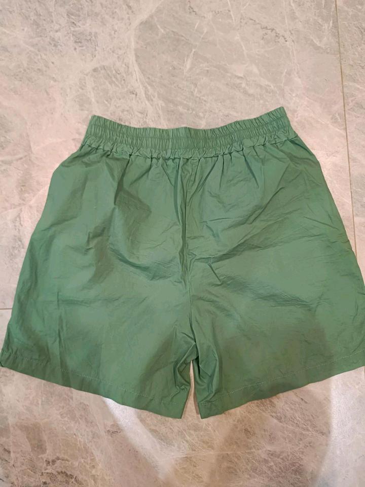 Шорты Италия CLOTHÉ, размер L