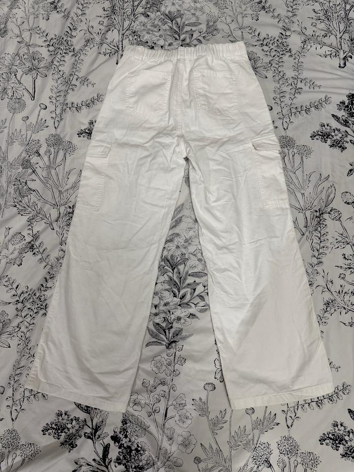 Белые джинсы карго