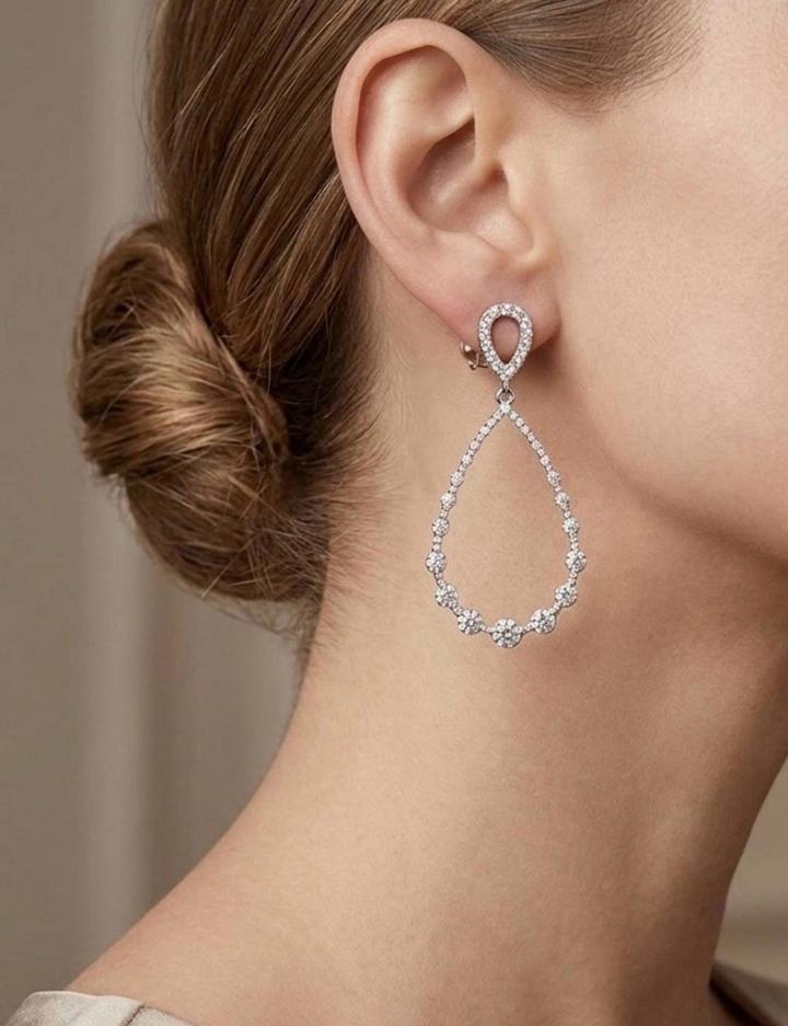 Новые, нарядные серьги