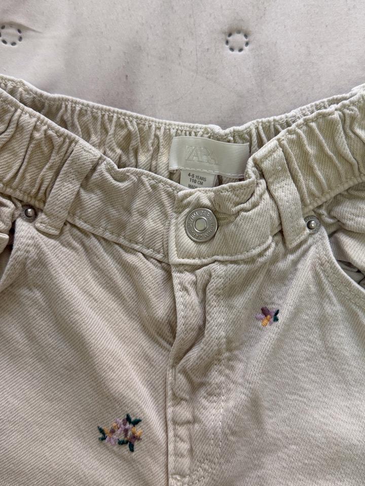 Джинсы Zara