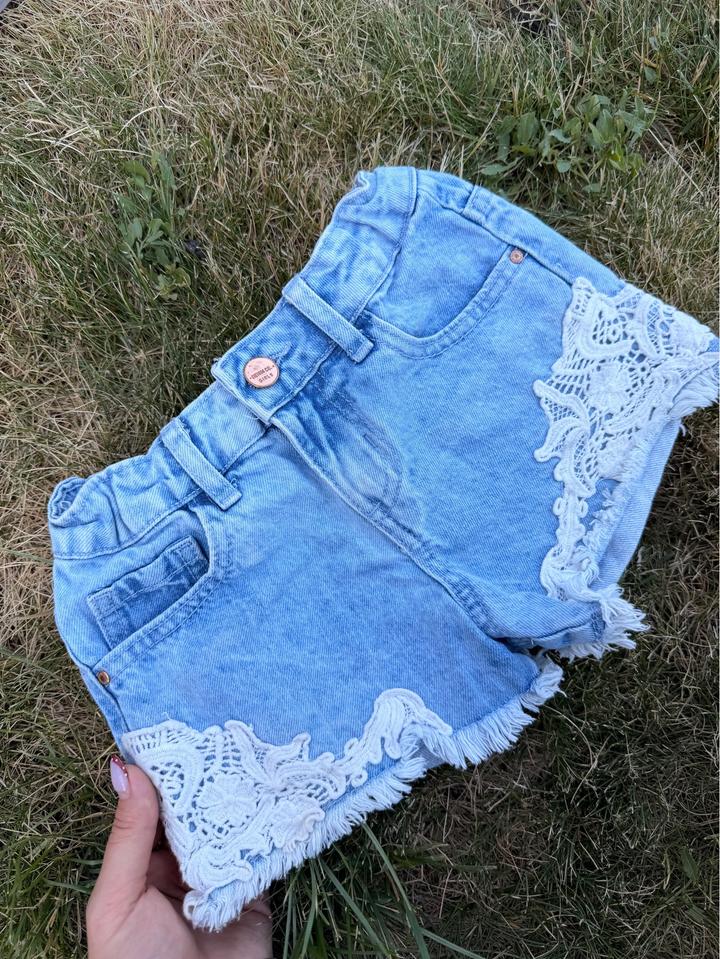 Джинсовые шорты 7-8 лет denim&co