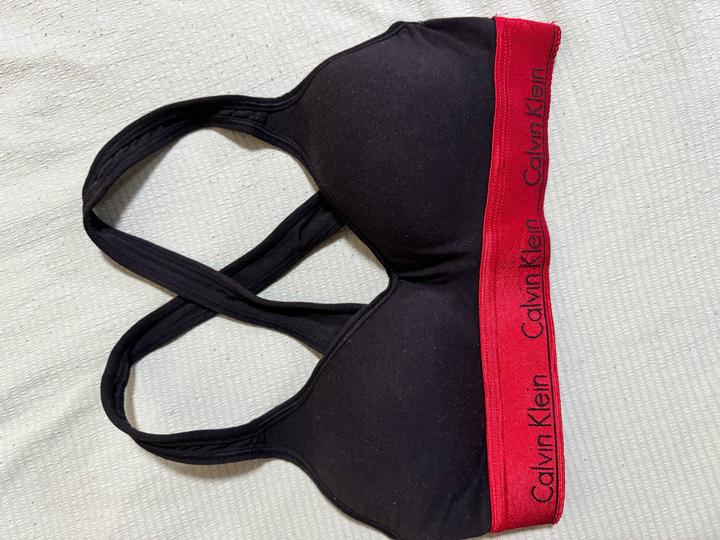 Топ от Calvin Klein