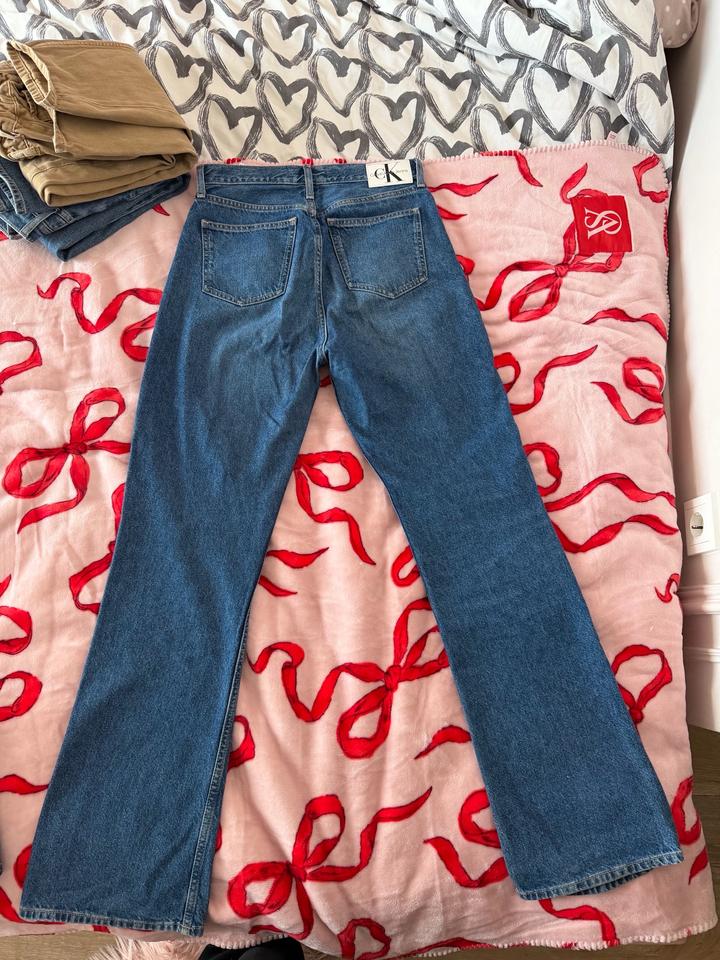 Джинсы Calvin Klein