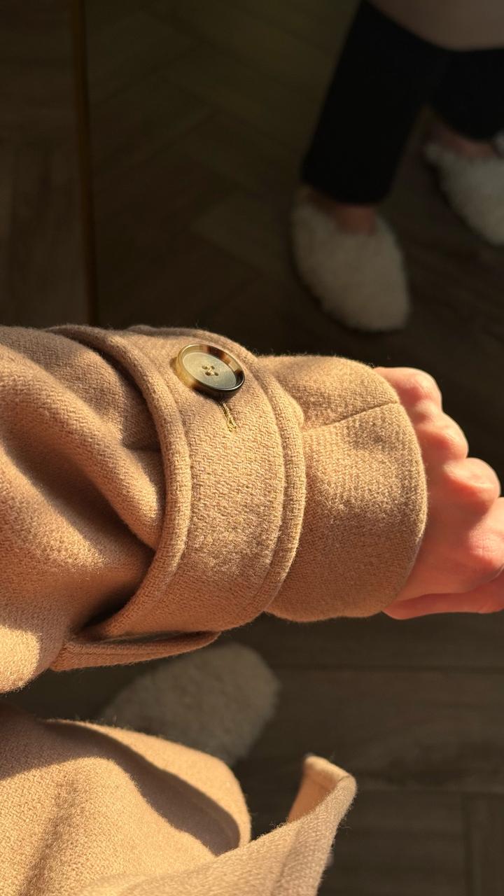 Коричневое пальто Zara