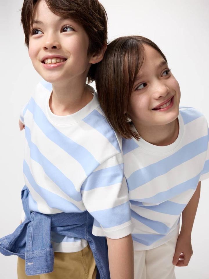 Футболка Uniqlo унисекс