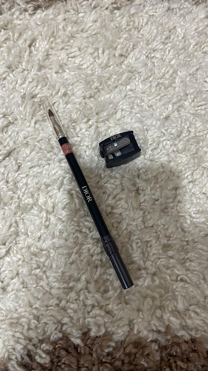 Карандаш для губ от Dior
