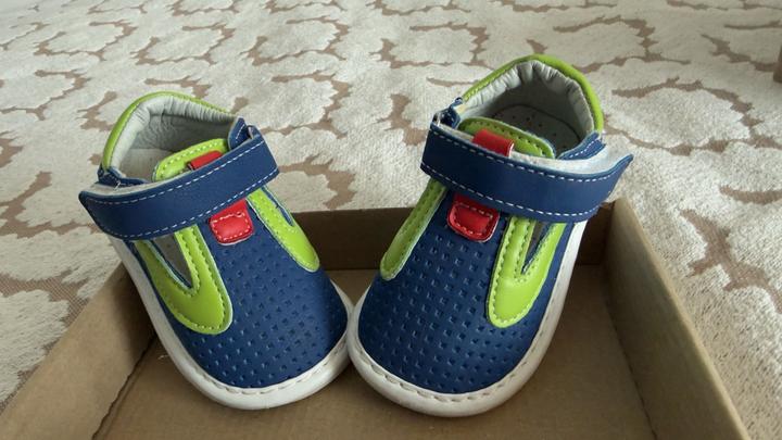 Кожаные сандали для малыша