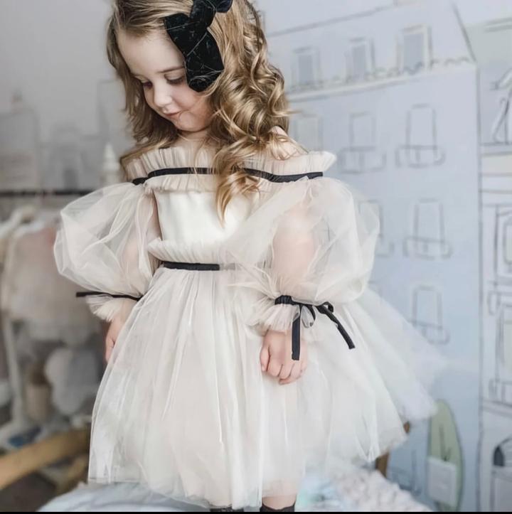 Нарядное детское платье