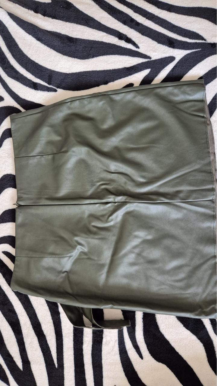 Юбка из замкожи O’stin