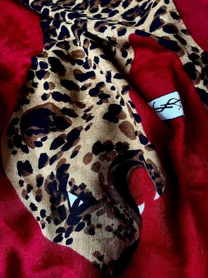 YSL 80s VINTAGE LEOPARD SCARF