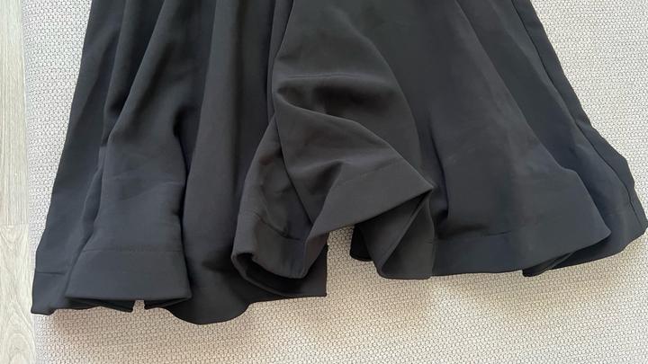 Черное коктейльное платье Lichi