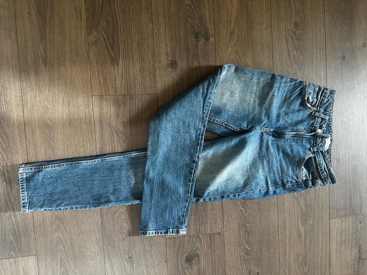 Джинсы Zara