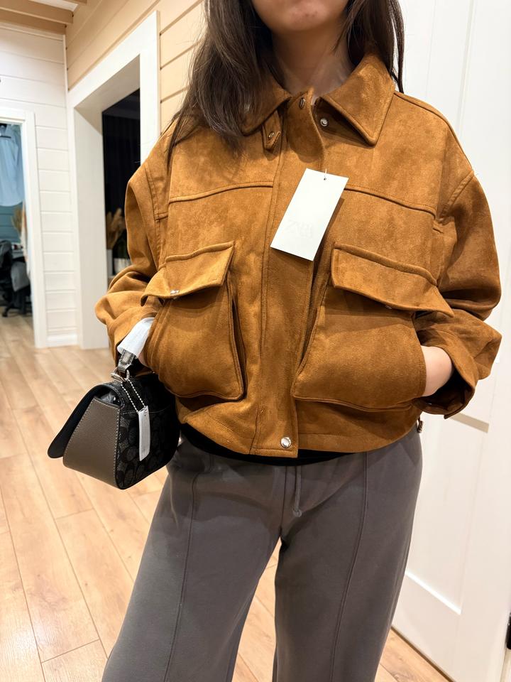 Зара Бомбер