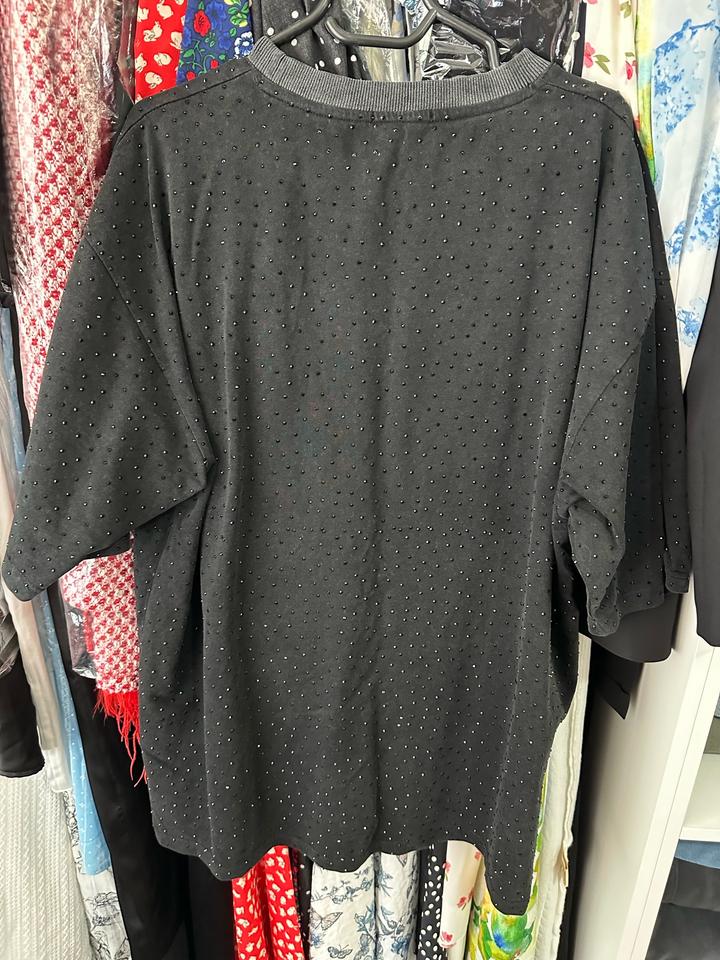 Продам костюм под баленсиага