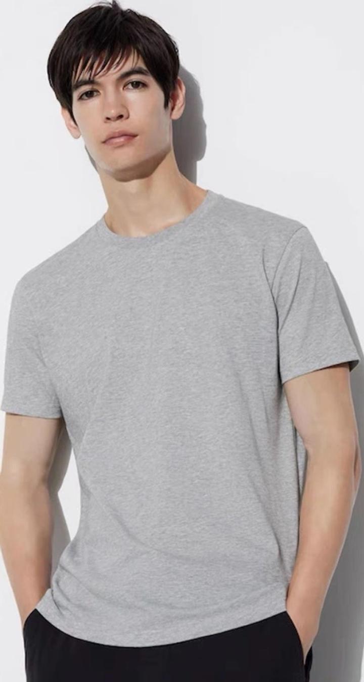 Футболки от бренда Uniqlo