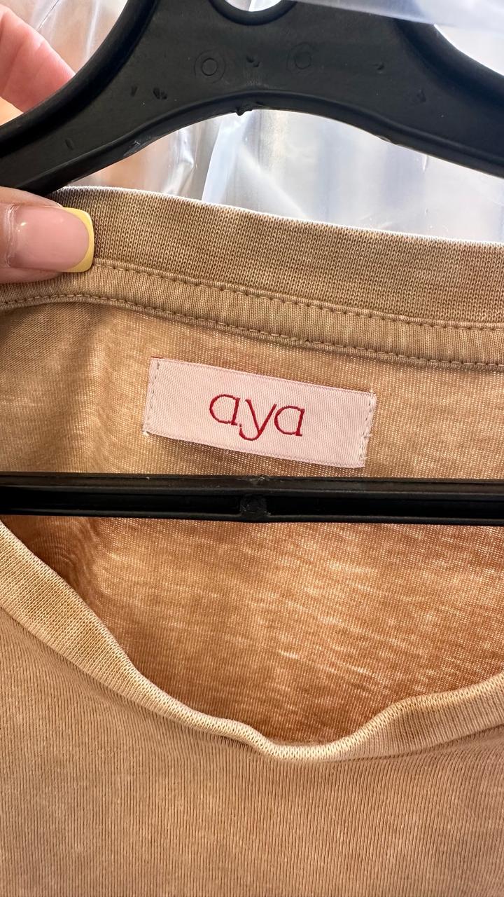 Новая футболка от бренда Aya