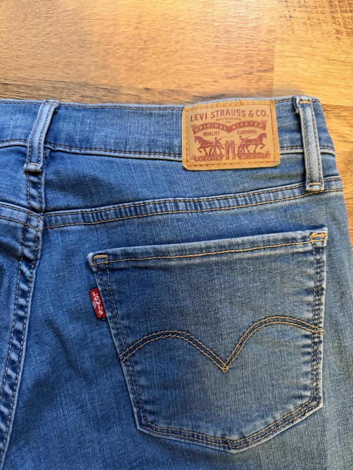 Levi’s Джинсы