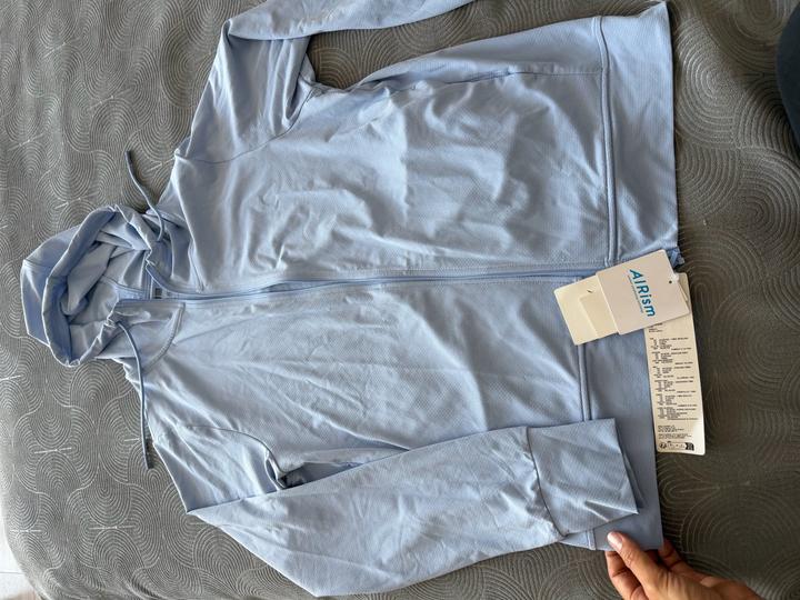 Худи Uniqlo