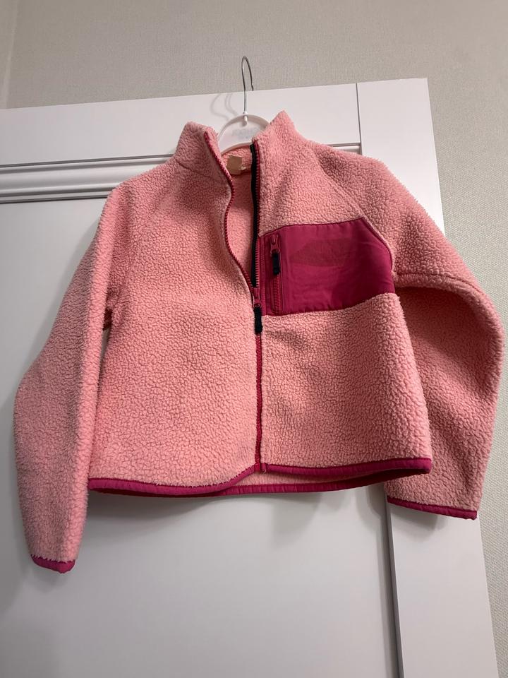 Теплая кофта для девочки 5 лет