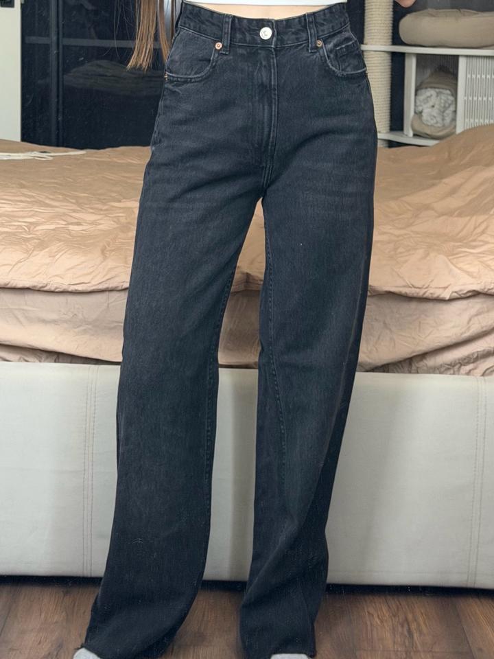 Джинсы Zara