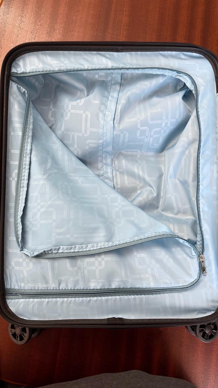 Чемодан American Tourister ручная кладь с кодовым замком