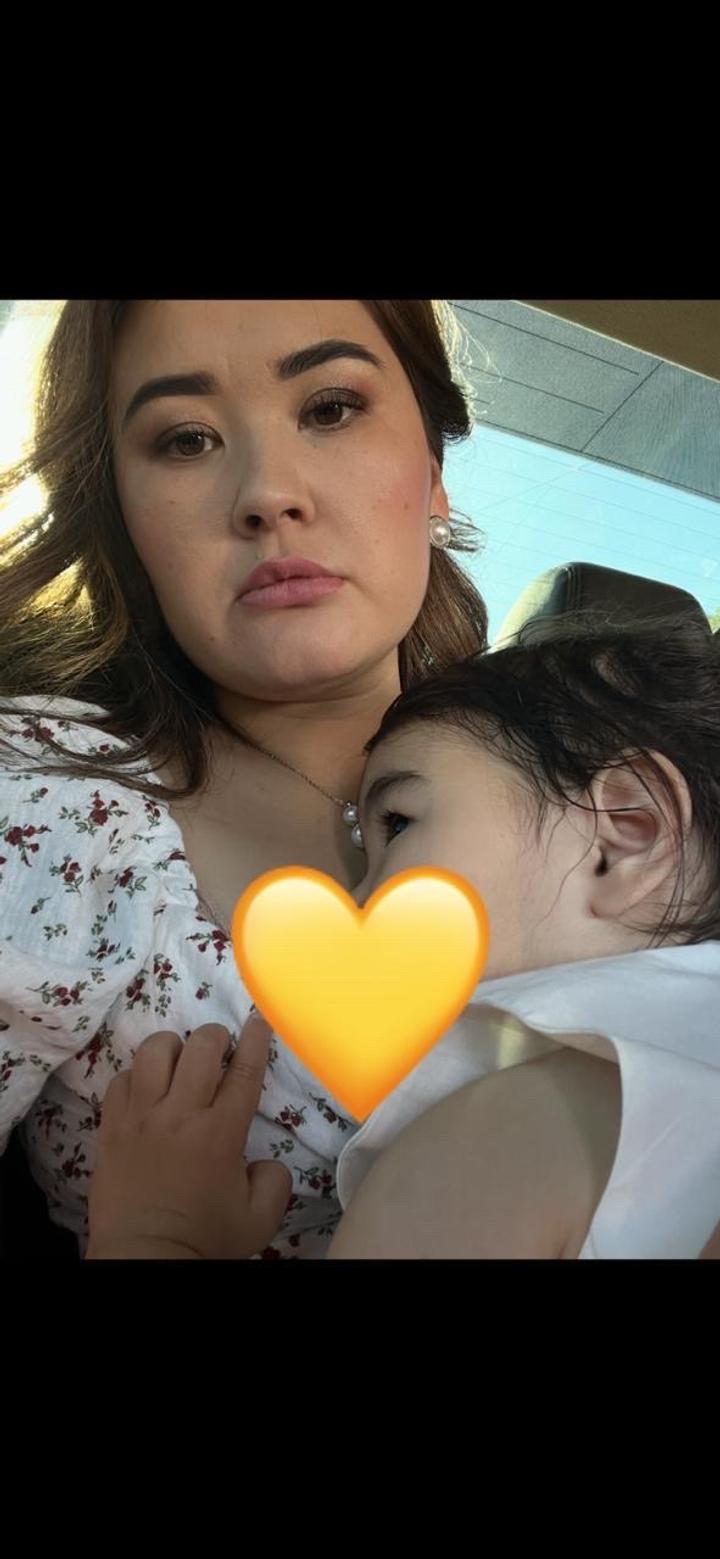 Белое платье в цветочек