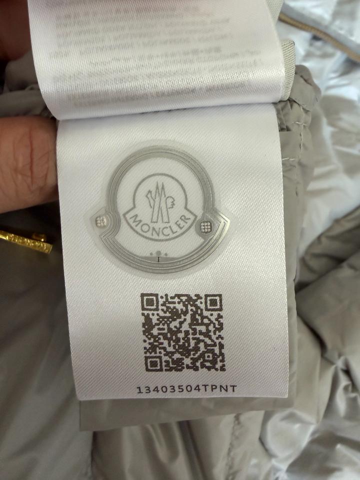 Пальто Moncler