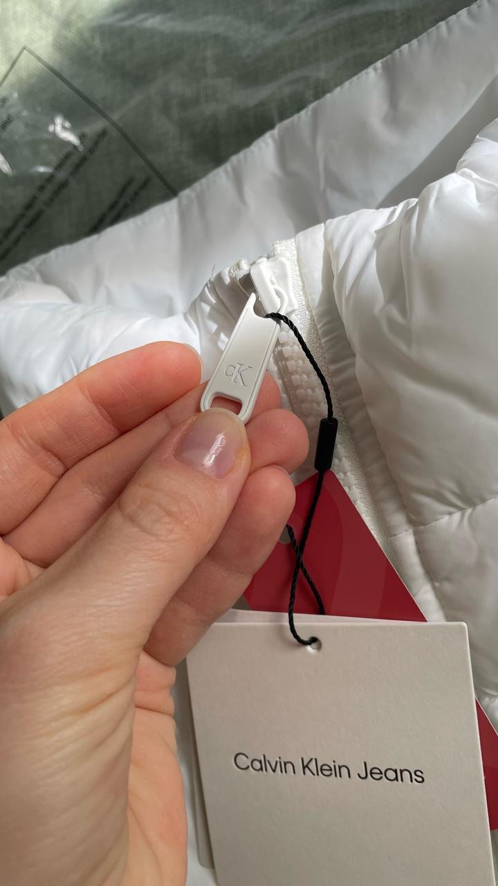 Женская куртка Calvin Klein Jeans