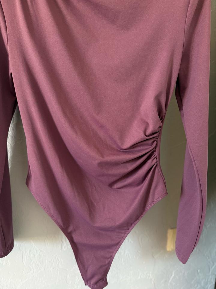 Кофта в стиле Kylie