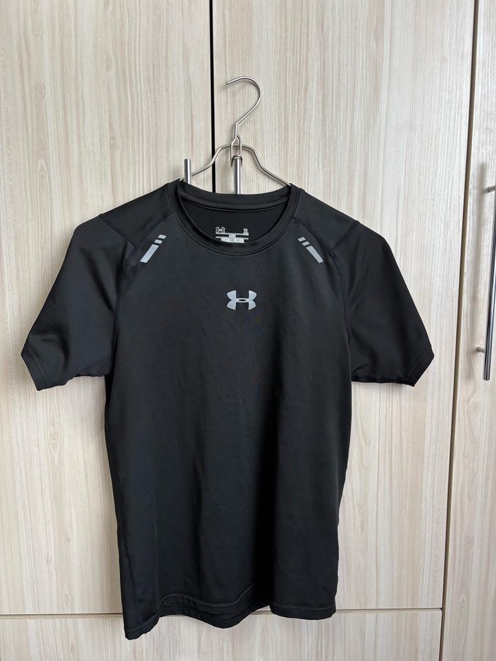 компрессионная футболка under armour