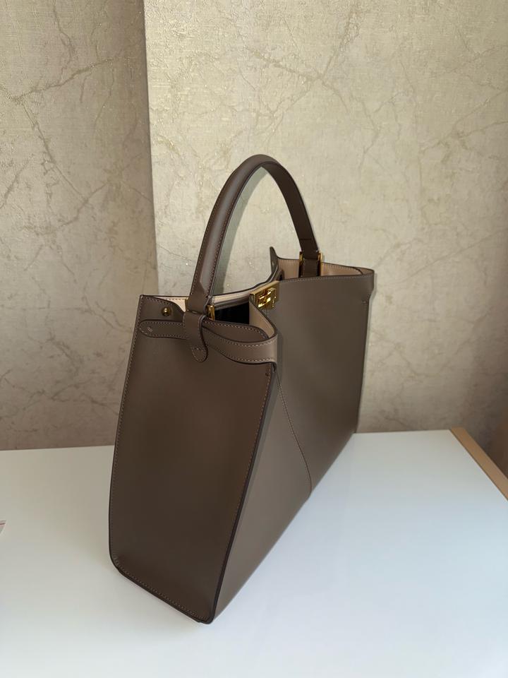Сумка-тоут fendi peekaboo -новая люкс копия в телячьей мягкой коже, размер макси