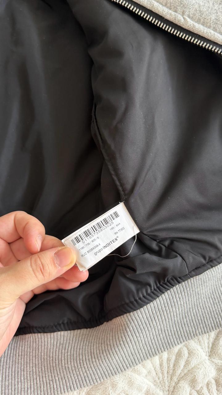 Утепленный бомбер Zara