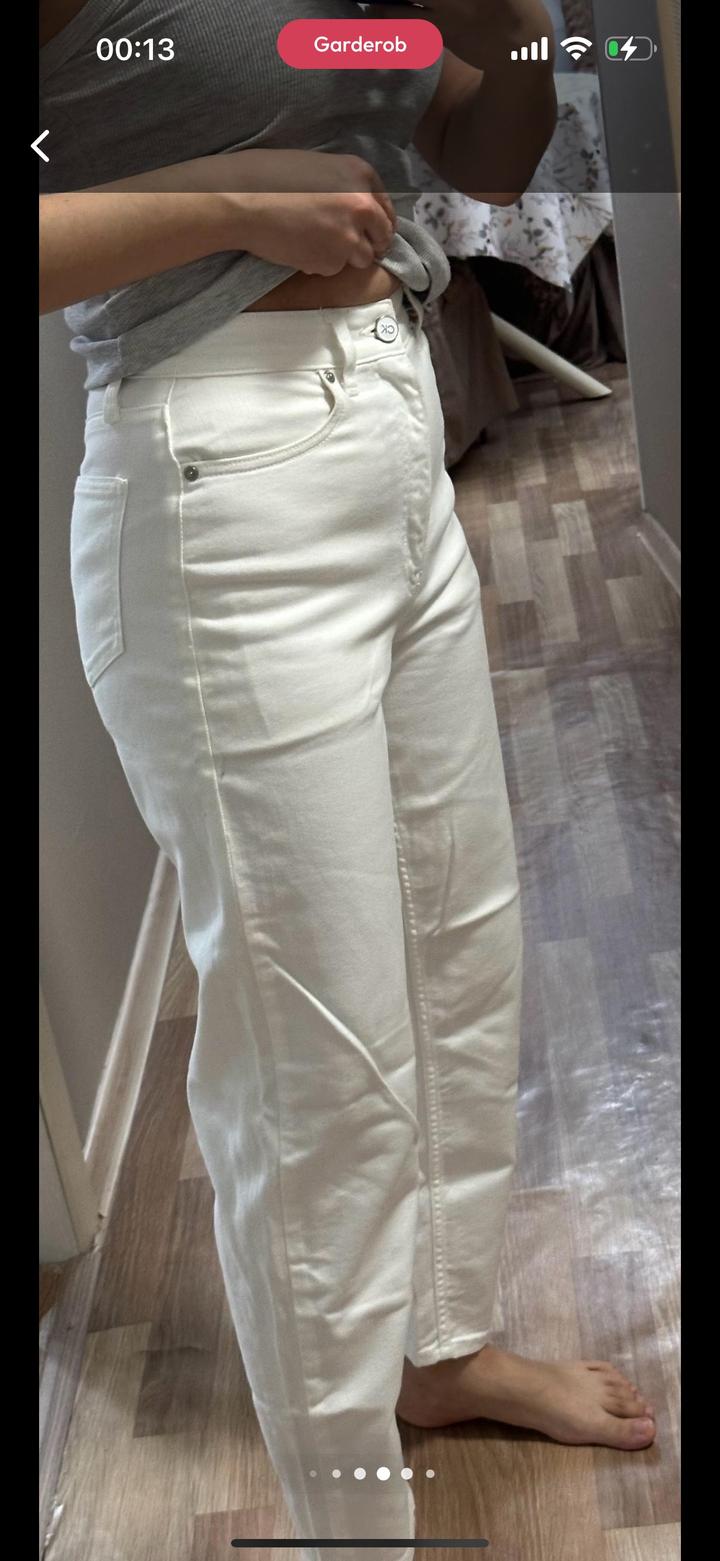 Белые джинсы Calvin Klein