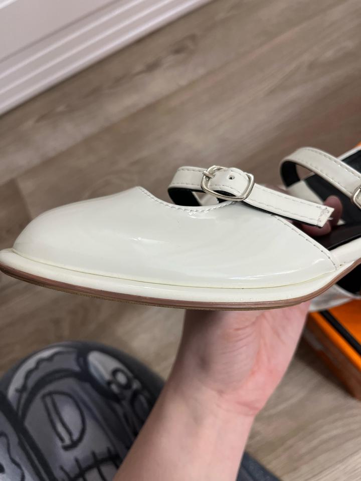 Туфли женские лаковые