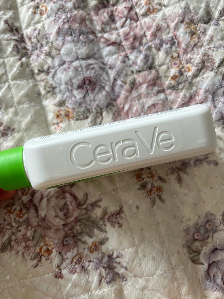 Cerave Hydrating Cleanser