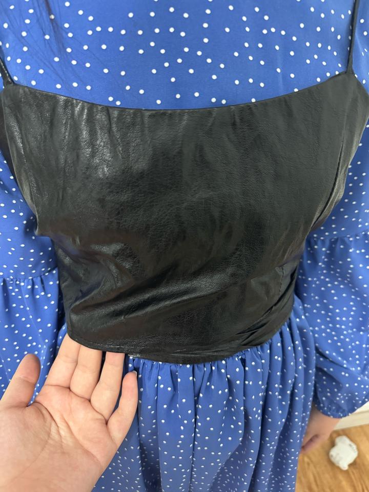 синий горошек платье