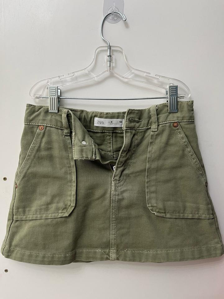Юбка мини в цвете хаки Zara