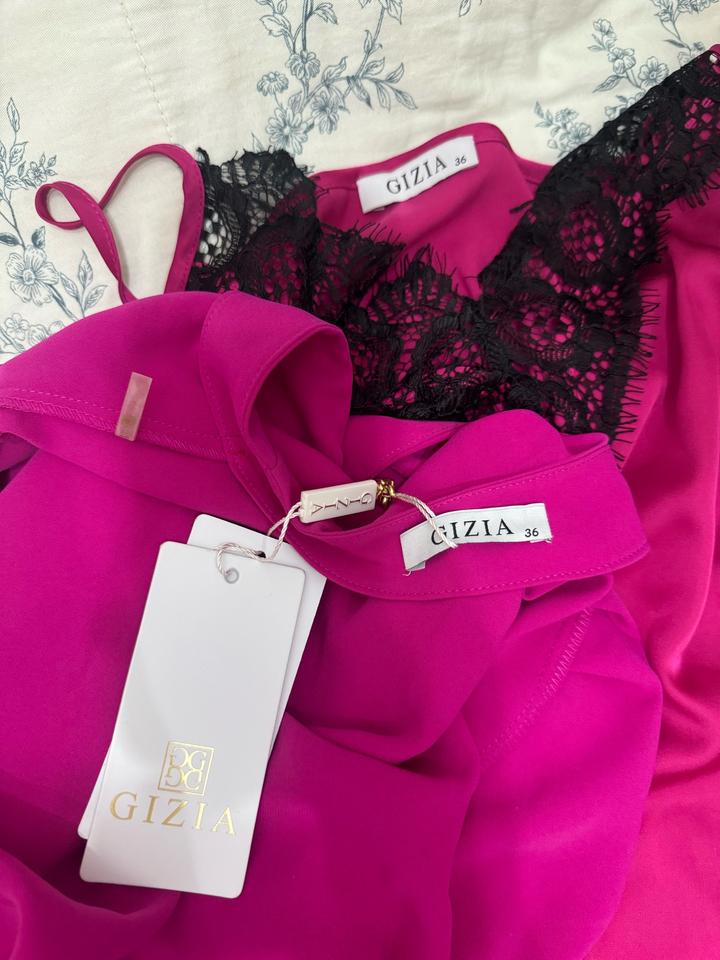 Платье (GIZIA) НОВАЯ!