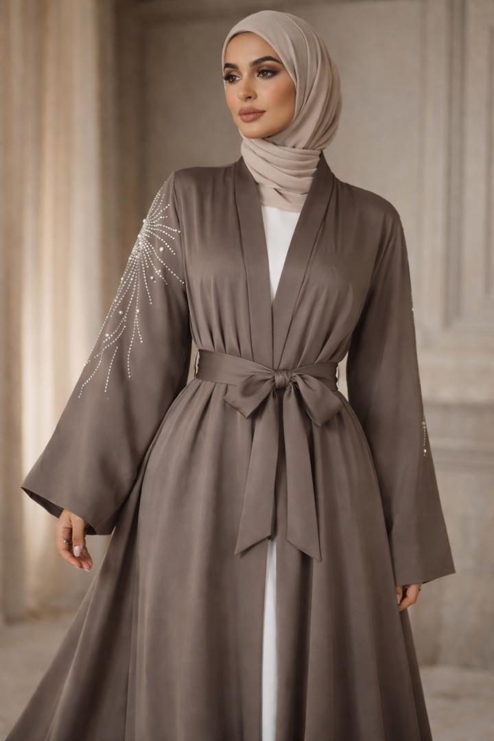 Новая шёлковая абая в благородном оттенке.