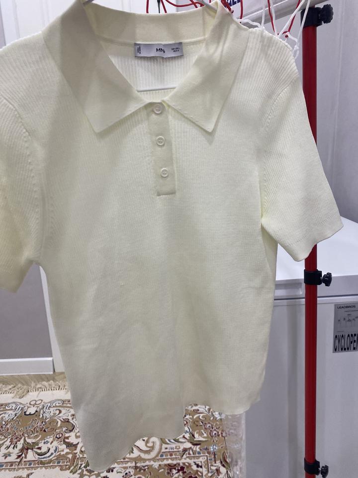 ДЖЕМПЕР С ВОРОТНИКОМ ПОЛО И КОРОТКИМИ РУКАВАМИ