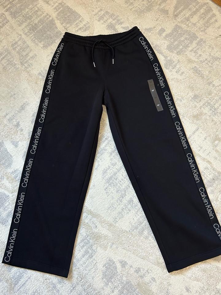Продам новые штаны от Calvin Klein на флисе