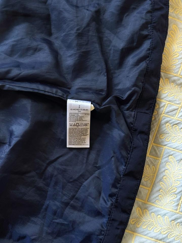 GAP жилет