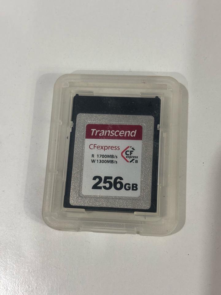 Карта памяти CFexpress 256GB Transcend, RW 1700/1300 MB/s, Type-B (TS256GCFE820)
